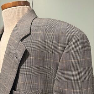 Burberry Super 100s Wool Plaid Mens Suit
